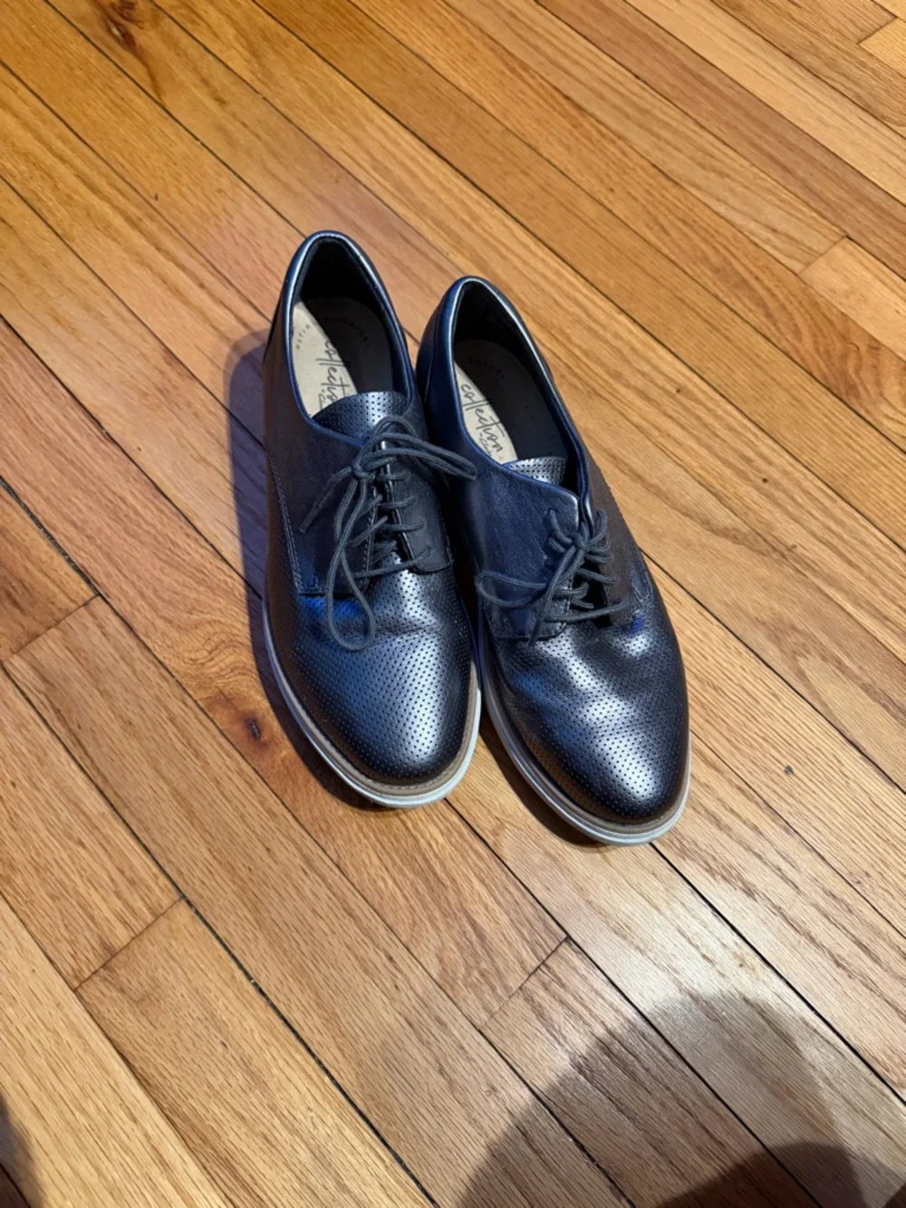 Clarks Sharon Crystal Leather wedge oxford metallic cushion 9 Perforated Lace-Up - Picture 3 of 9